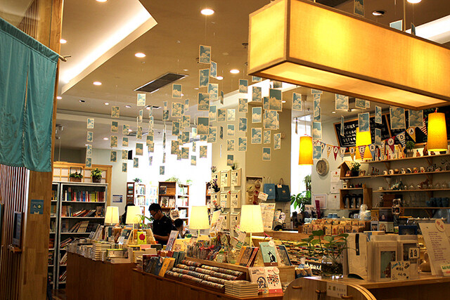 書店設(shè)計(jì)裝修