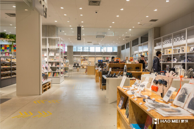 復(fù)合式書店